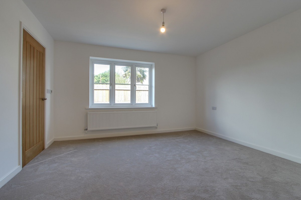 Magnolia Drive, Chapel Drove, PE12