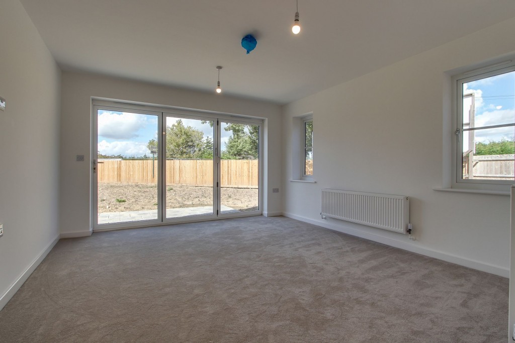 Magnolia Drive, Chapel Drove, PE12