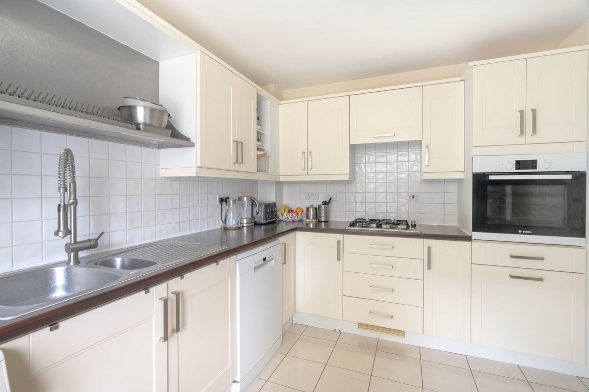 Wellbrook Way, Girton, CB3