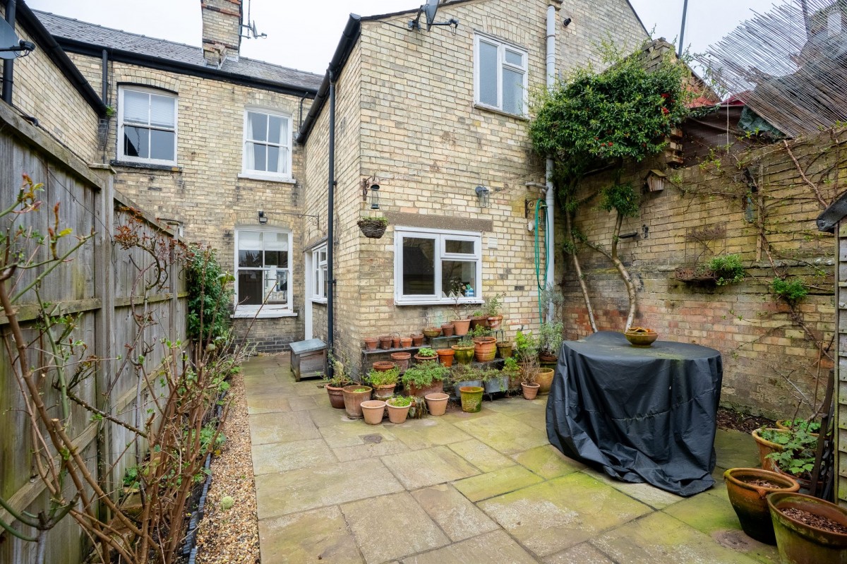 Park Lane, Newmarket, CB8