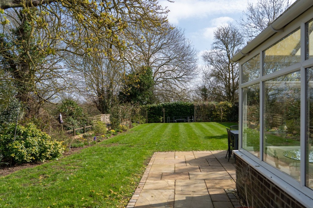 Station Road, Haddenham, CB6