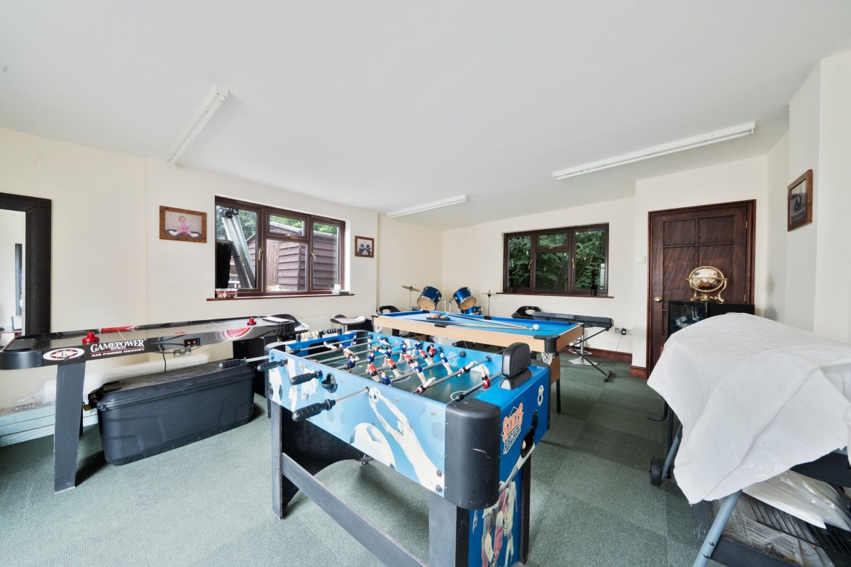 Hundred Foot Bank, Littleport, CB6