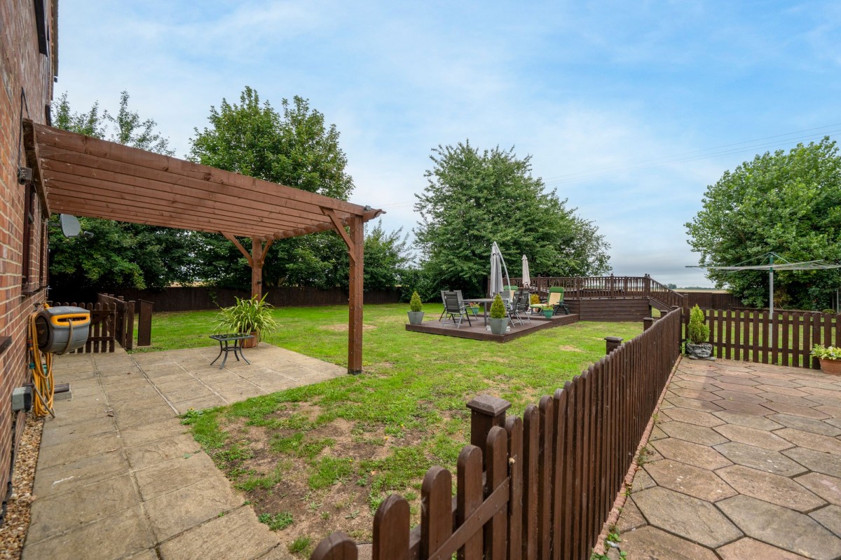 Hundred Foot Bank, Littleport, CB6