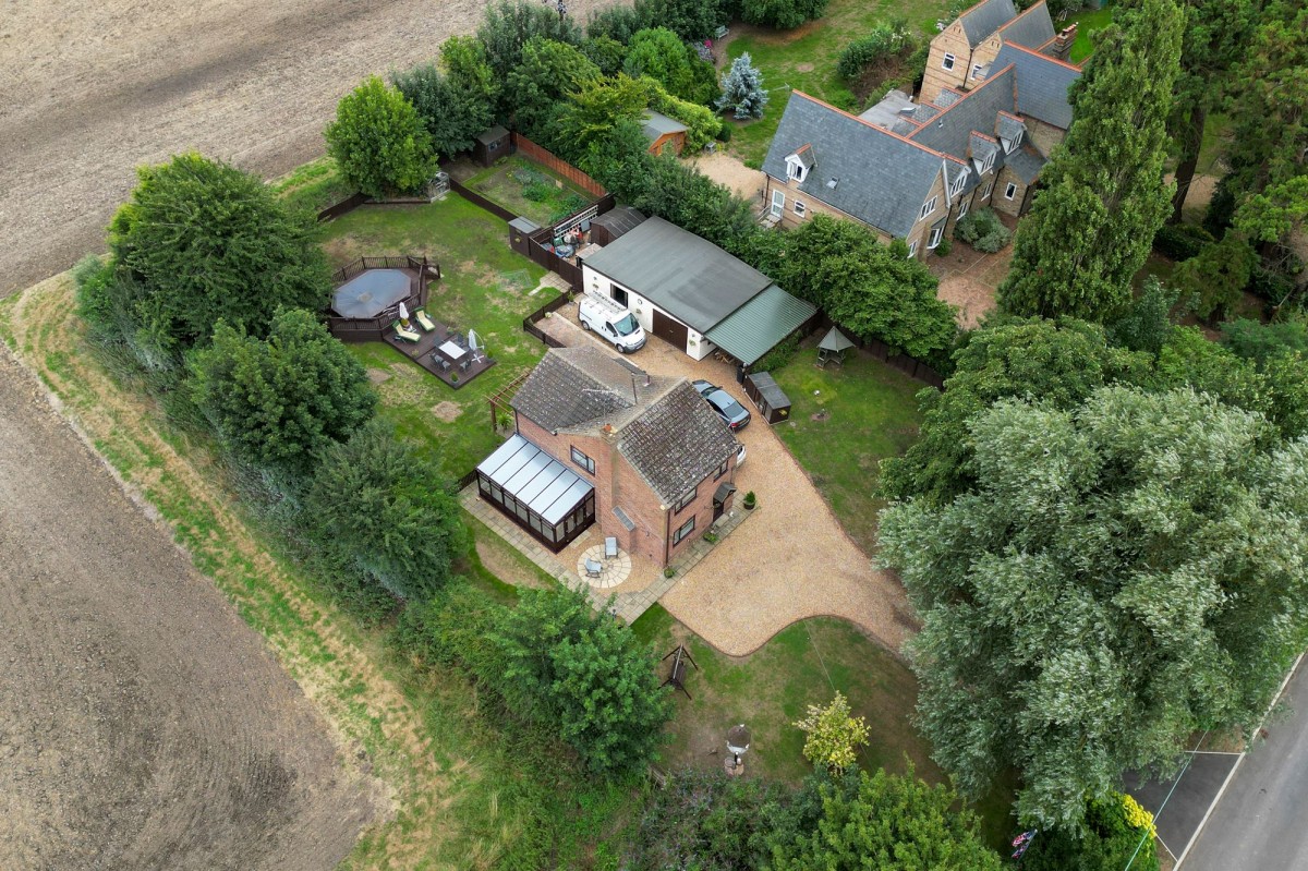 Hundred Foot Bank, Littleport, CB6