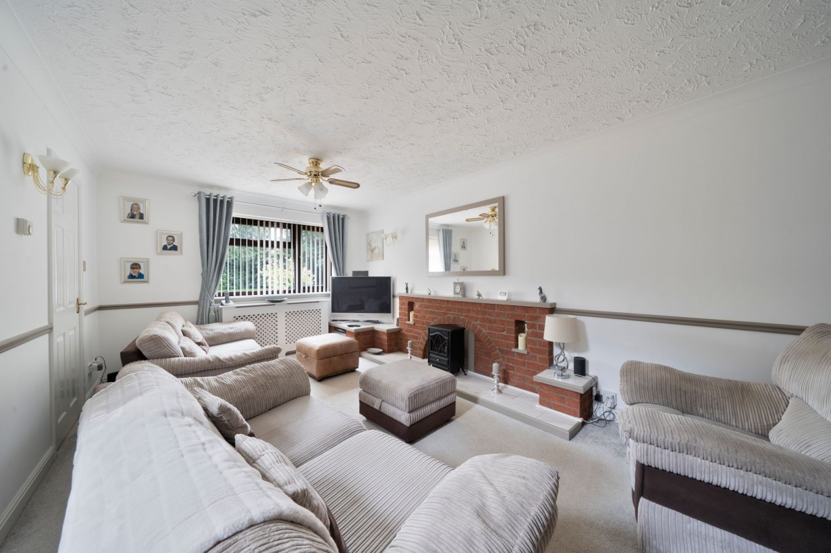 Hundred Foot Bank, Littleport, CB6