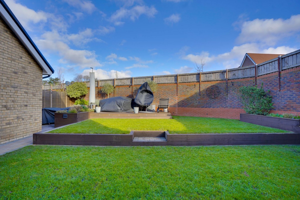 St. Marys Road, Kentford, CB8