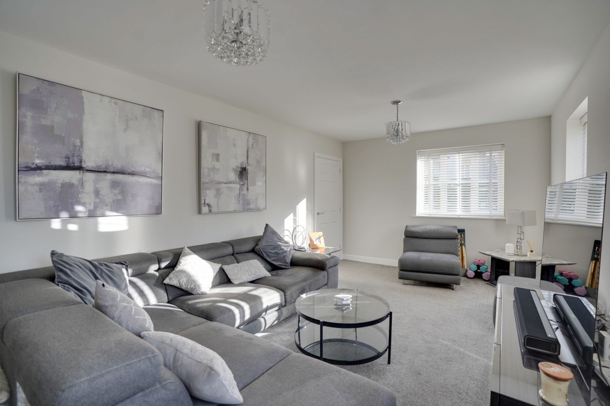 St. Marys Road, Kentford, CB8