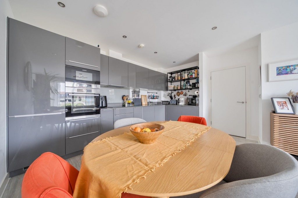 Knightly Avenue, Cambridge, CB2