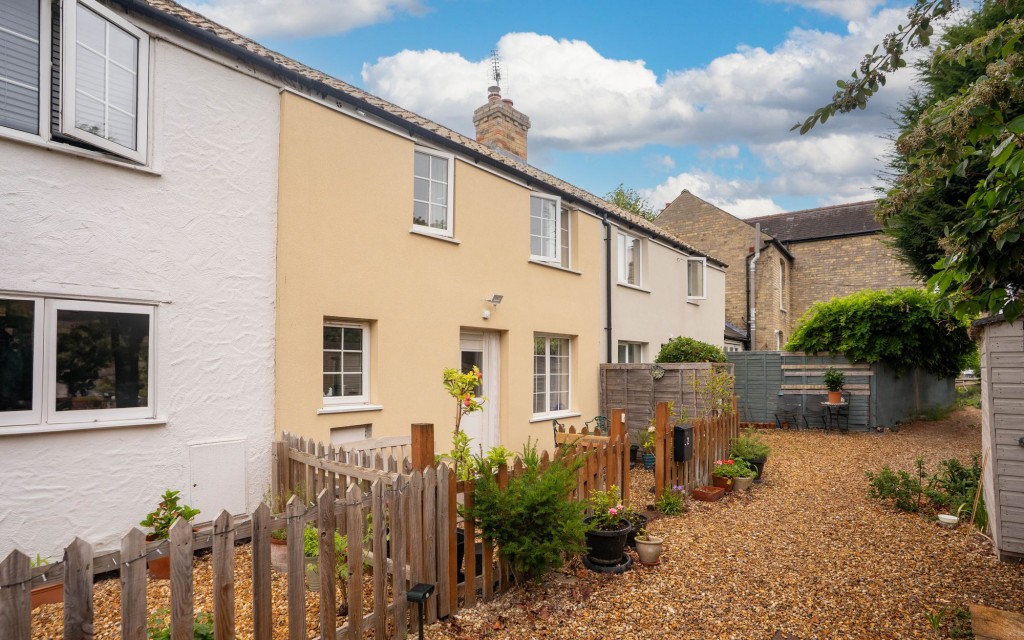 Ravens Yard, Willingham, CB24