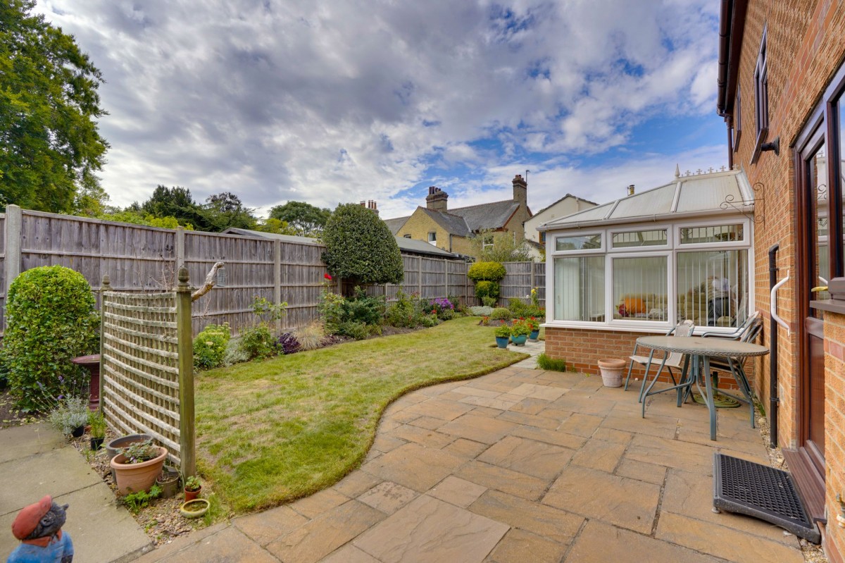 Hurts Croft, Fordham, CB7