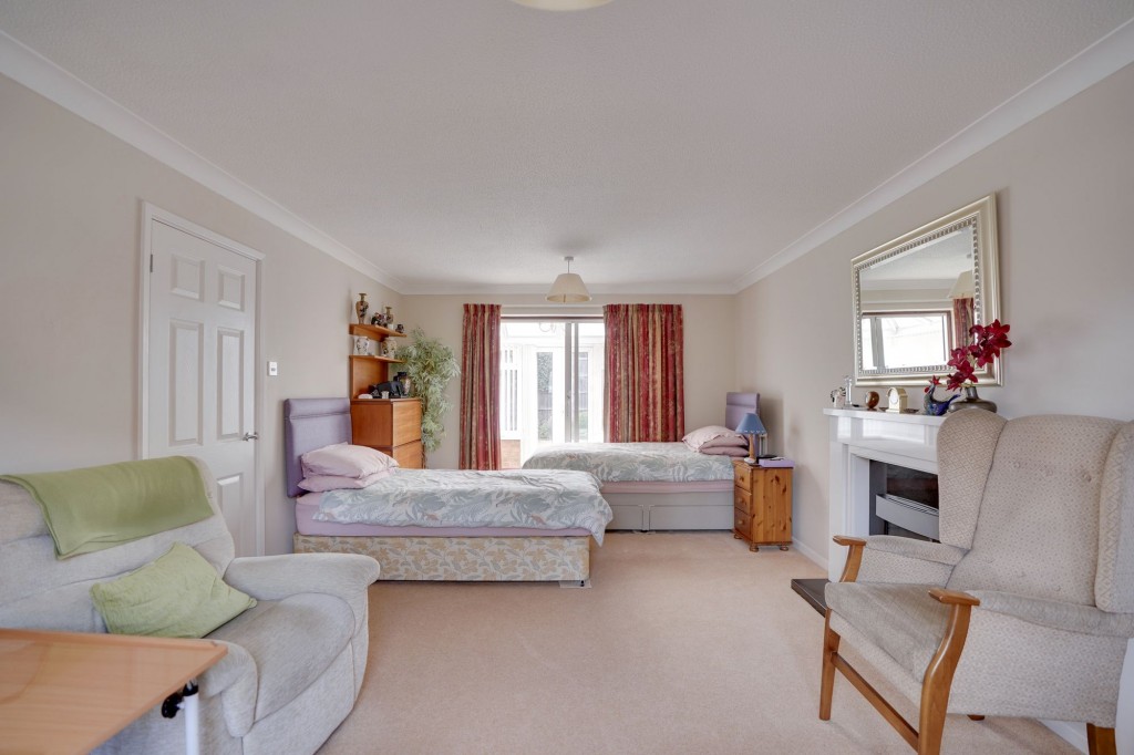 Hurts Croft, Fordham, CB7