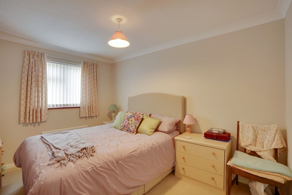 Hurts Croft, Fordham, CB7