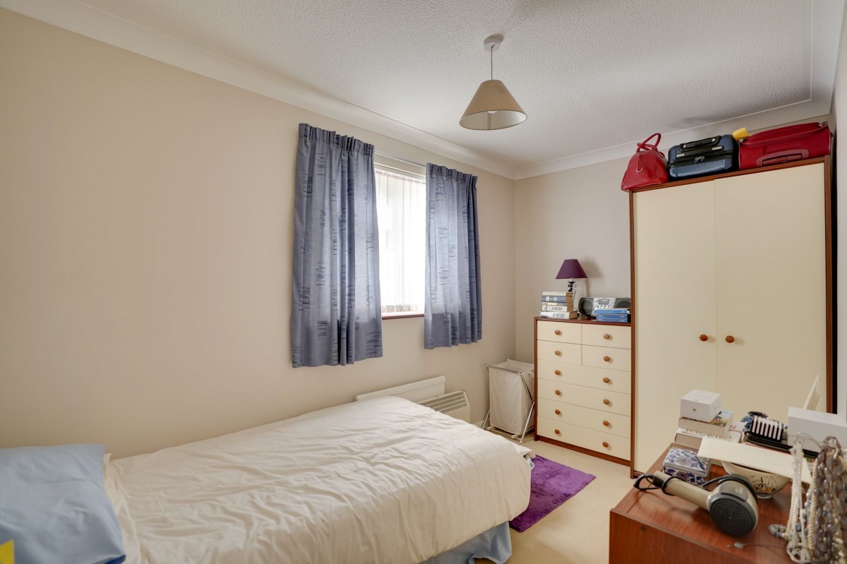 Hurts Croft, Fordham, CB7