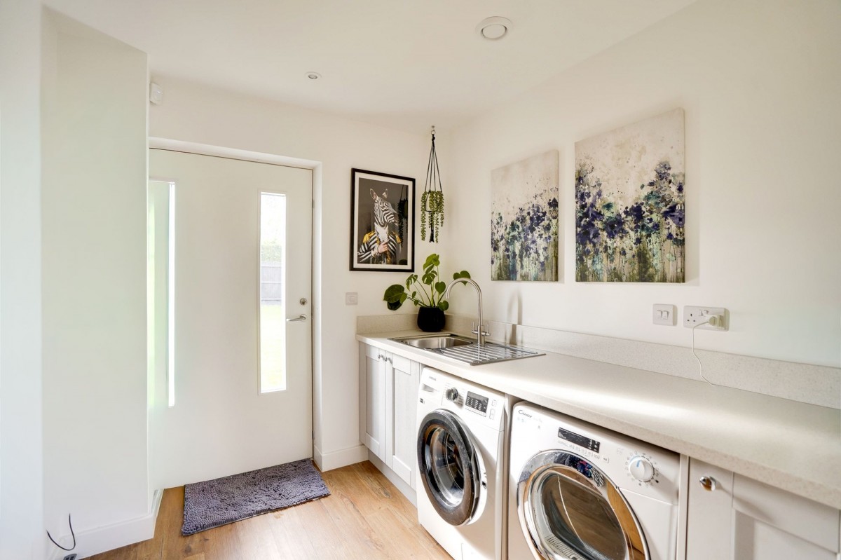 Ash Drive, Ashley, CB8