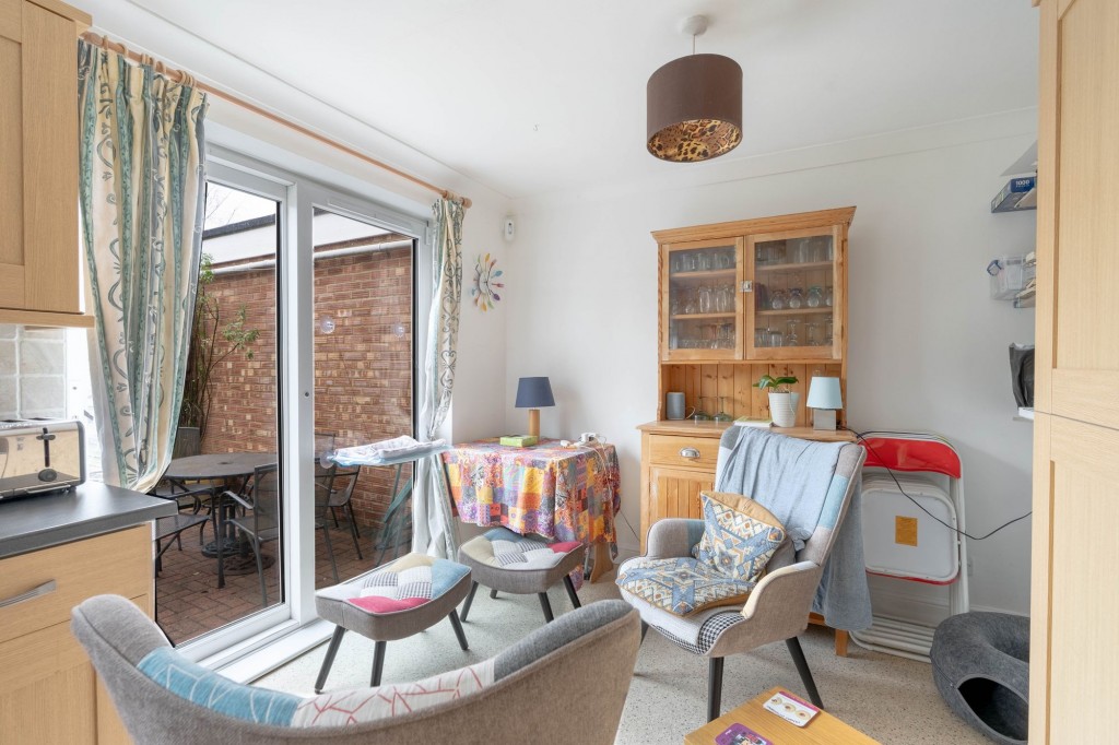 St. Thomas Close, Comberton, CB23