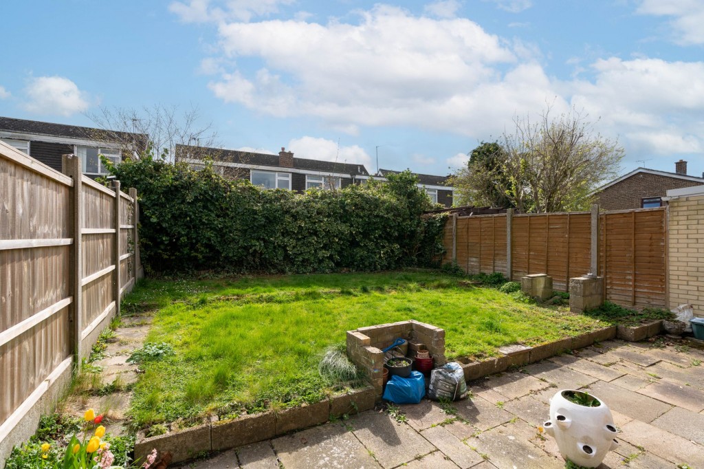 Maple Close, Linton, CB21