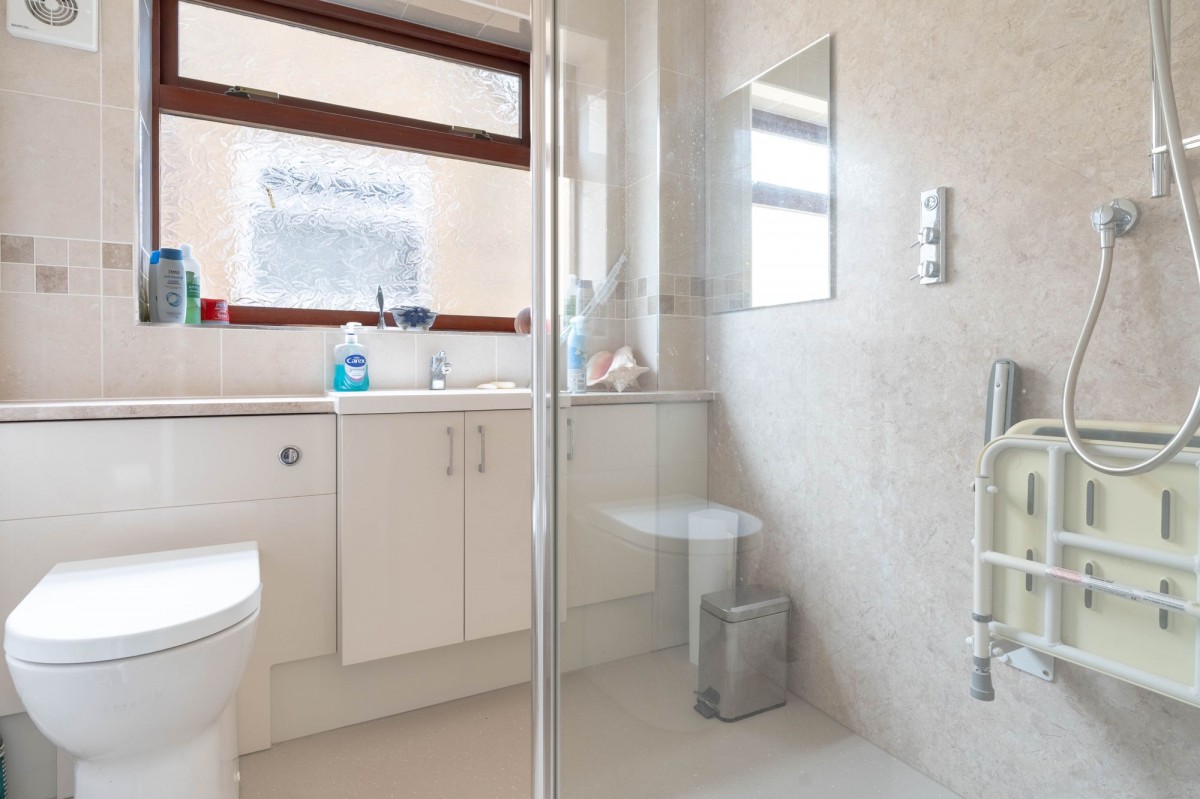 Maple Close, Linton, CB21