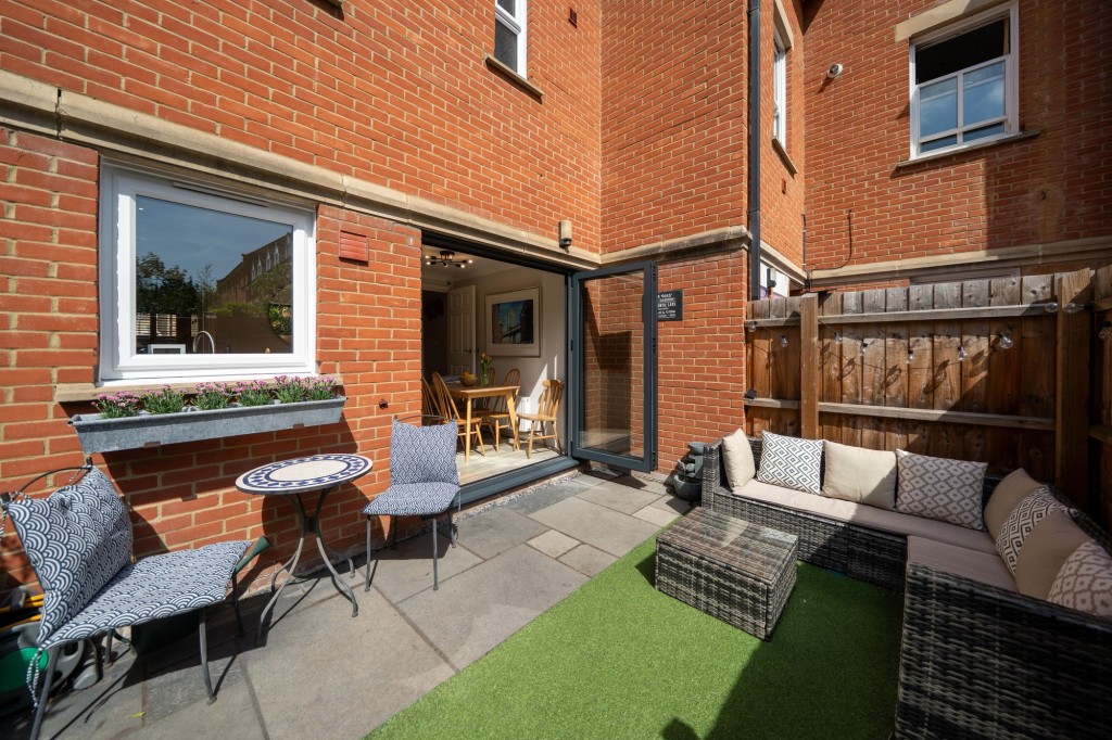 Ravensworth Gardens, Cambridge, CB1