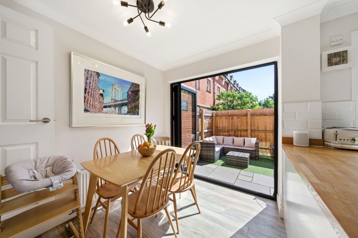 Ravensworth Gardens, Cambridge, CB1