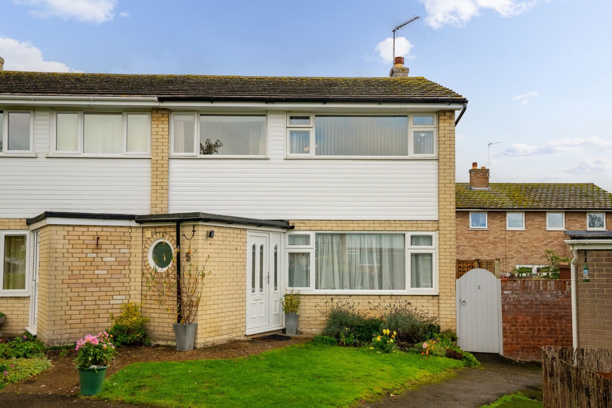 Finchams Close, Linton, CB21