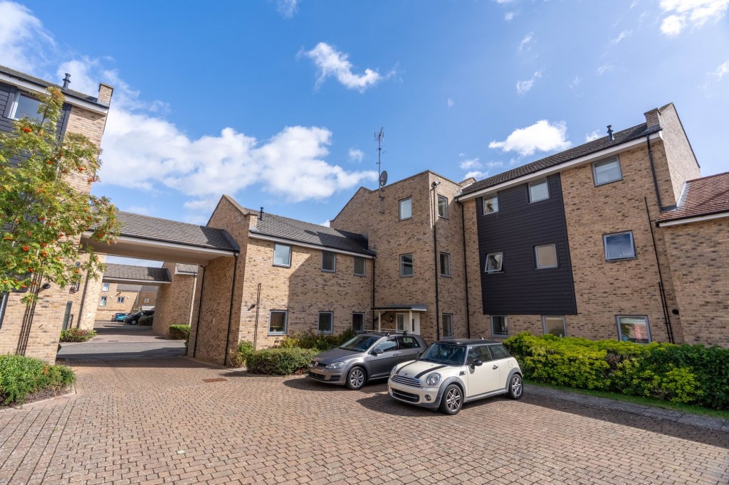 Woodhead Drive, Cambridge, CB4