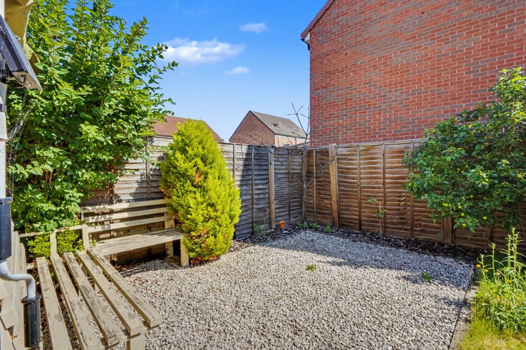 Plover Place, Exning, CB8