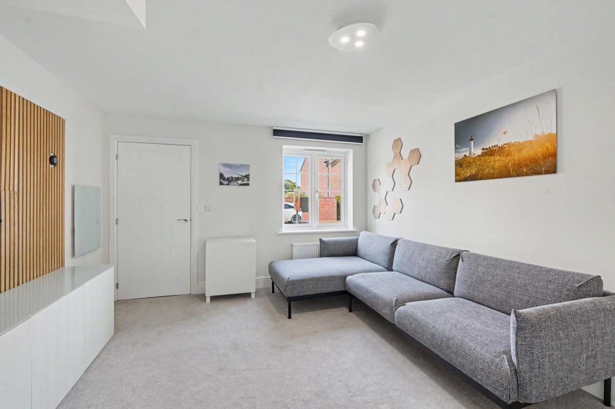 Plover Place, Exning, CB8