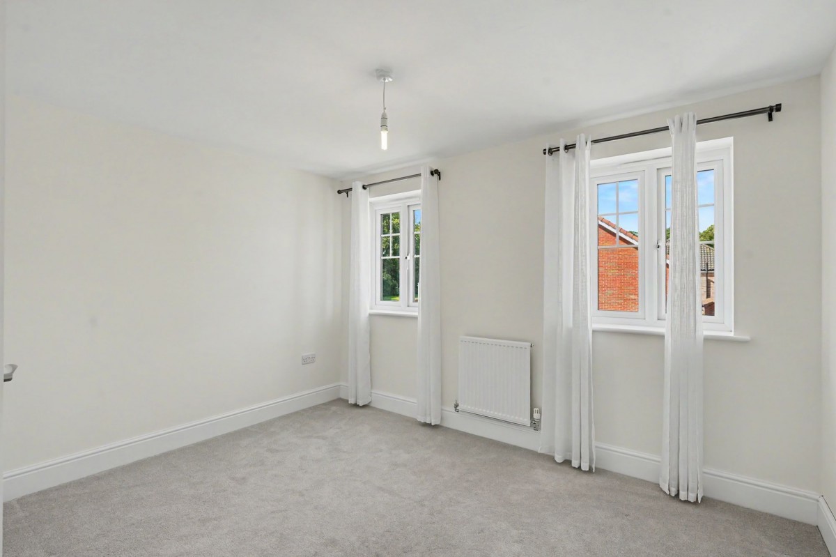 Plover Place, Exning, CB8