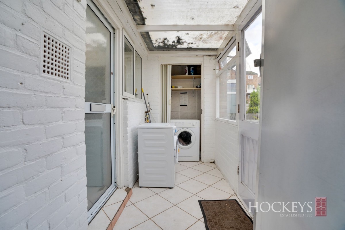 Craister Court, Cambridge, CB4