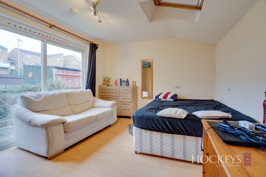 Craister Court, Cambridge, CB4