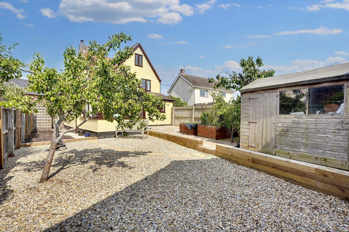 High Street, Tuddenham, IP28