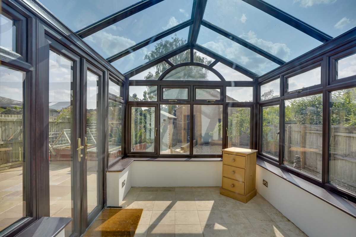 High Street, Tuddenham, IP28