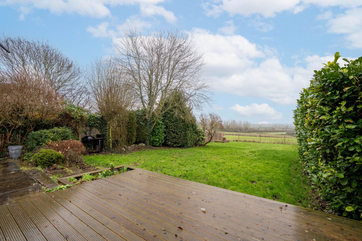 Orchard Way, Haddenham, CB6