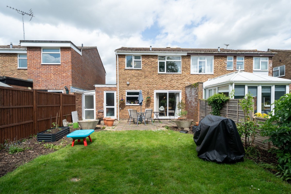Burkett Way, Histon, CB24