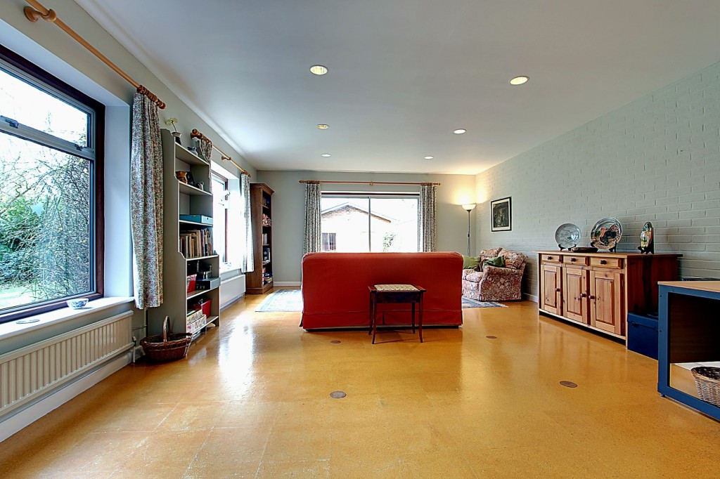 Main Road, Elm, PE14