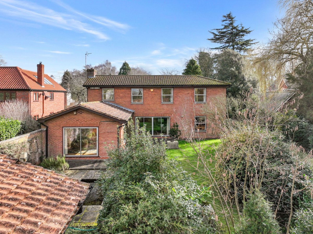 Main Road, Elm, PE14