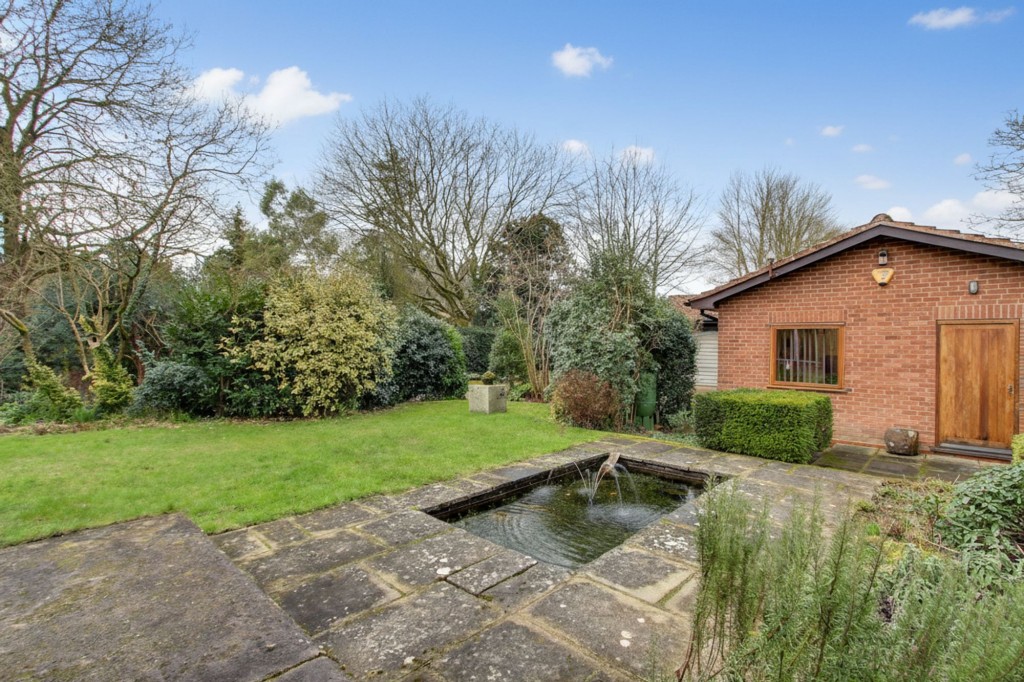 Main Road, Elm, PE14