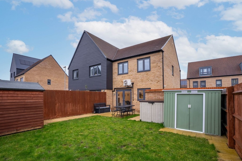 Britannia Road, Northstowe, CB24