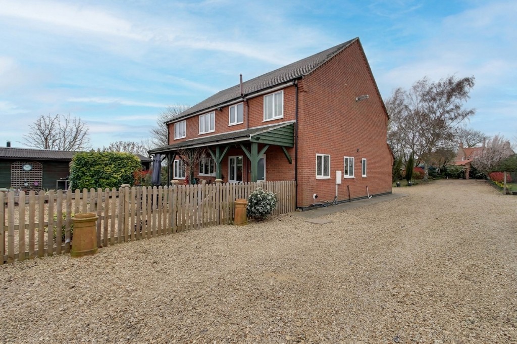 Main Road, Holbeach Drove, PE12