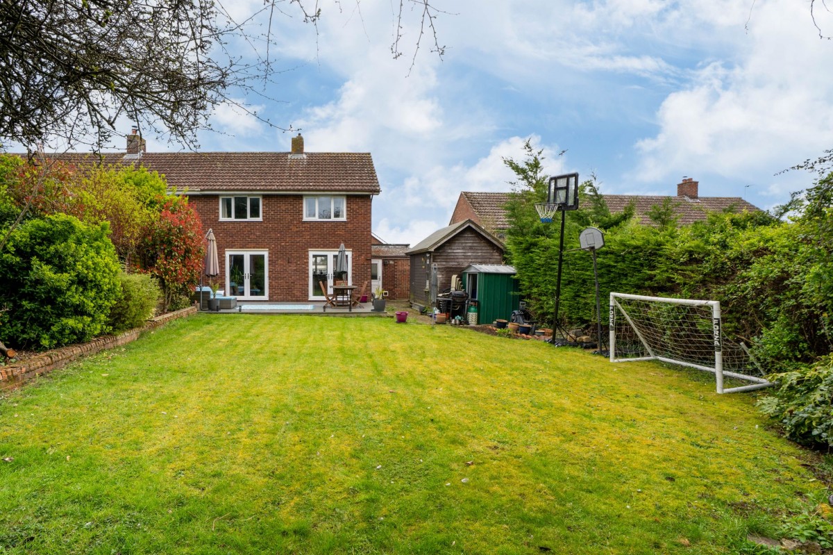 Rivey Close, Linton, CB21