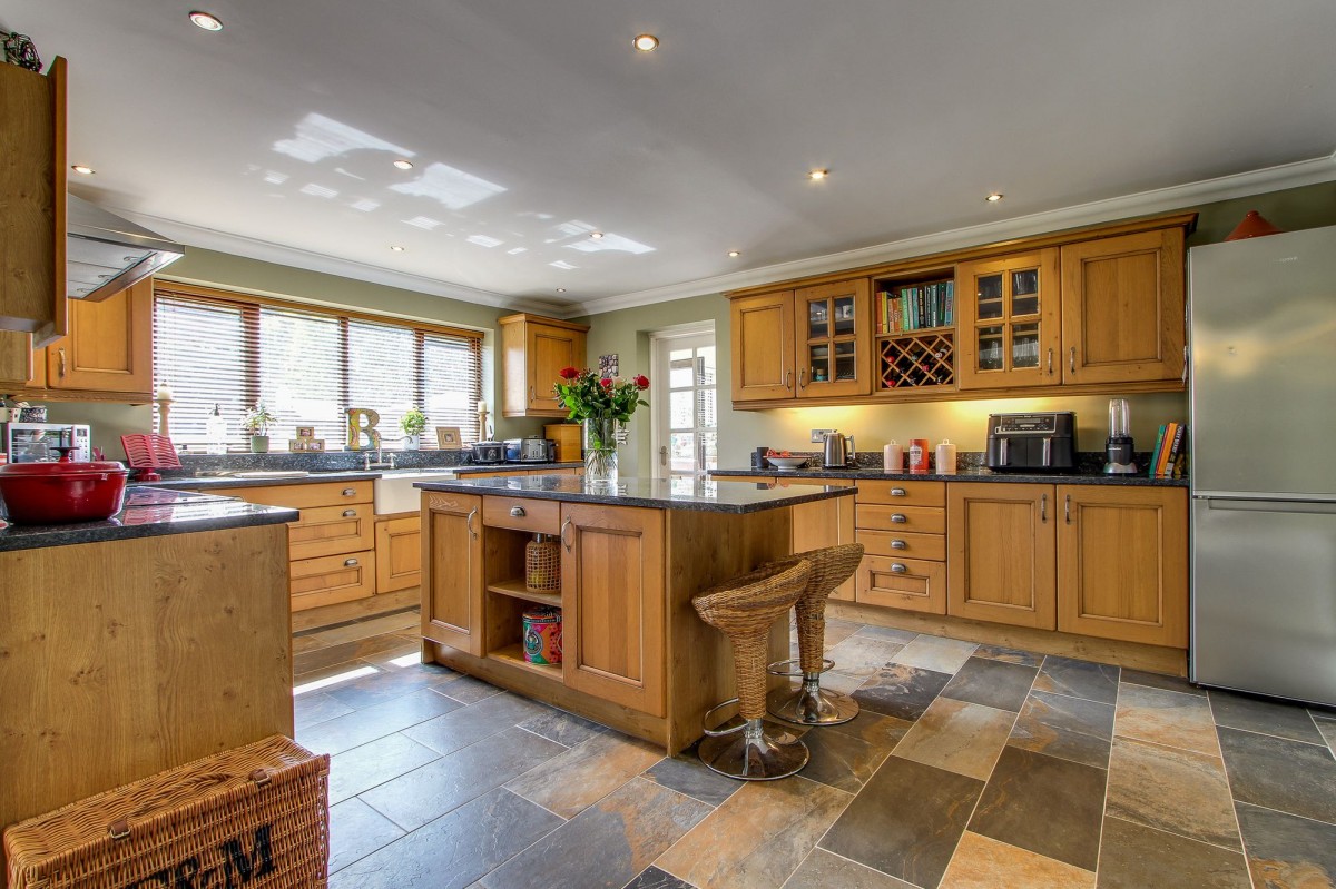 18 Hungate Road, Emneth, PE14