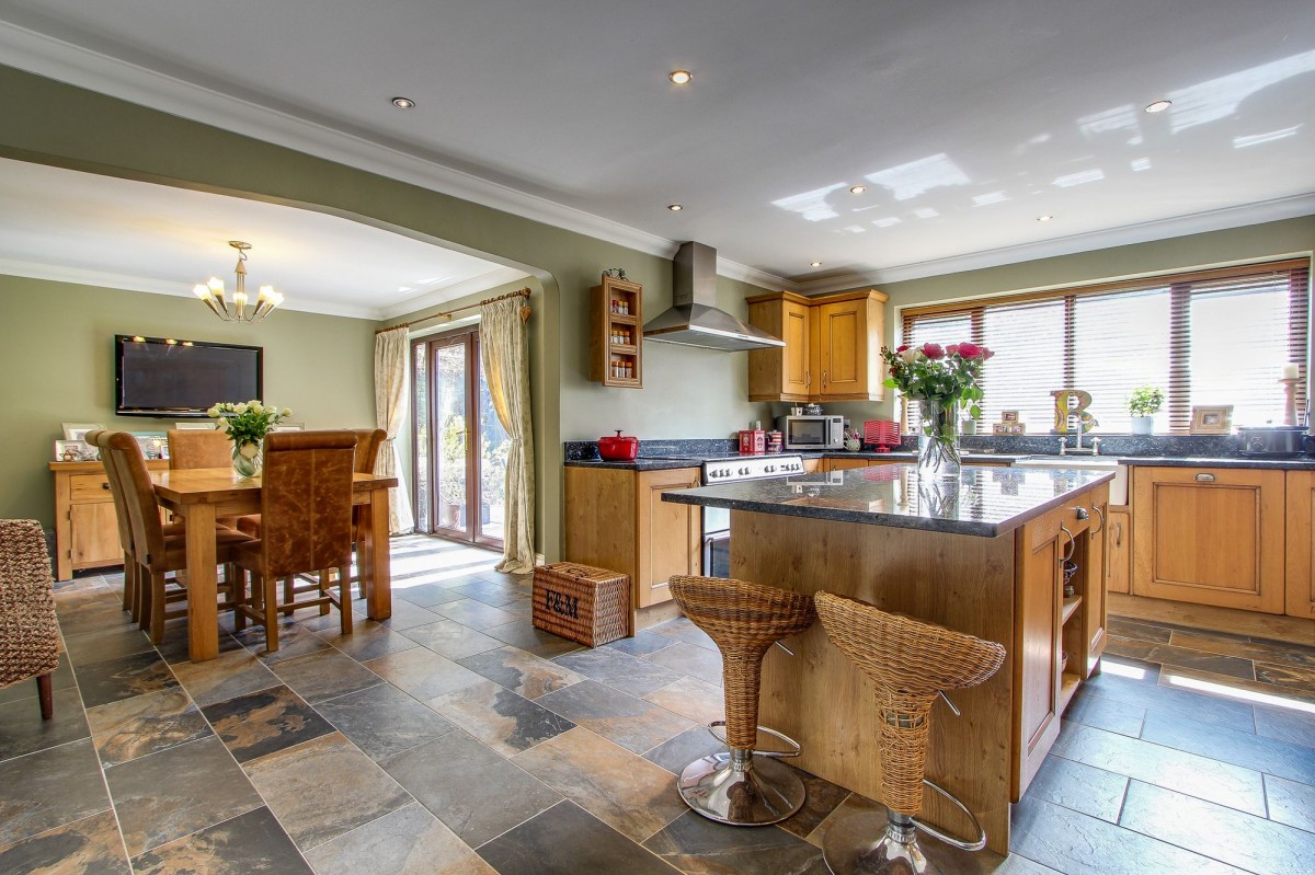 18 Hungate Road, Emneth, PE14