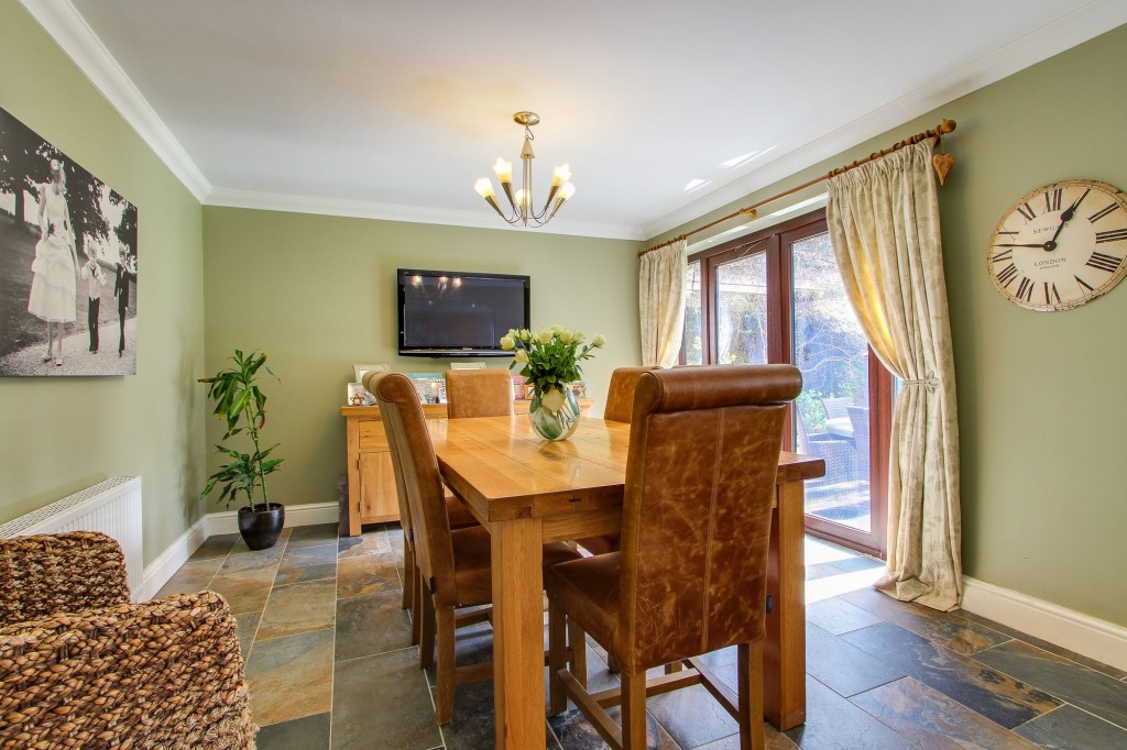 18 Hungate Road, Emneth, PE14