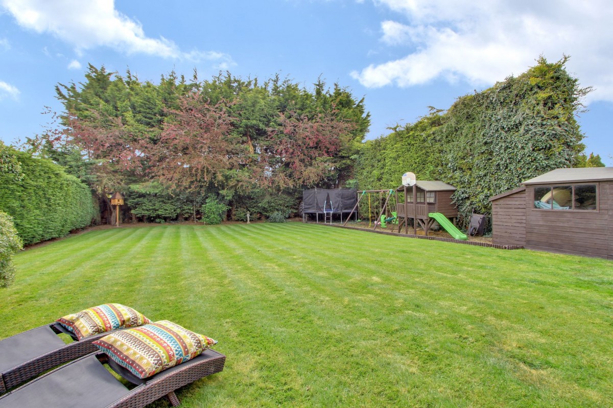 18 Hungate Road, Emneth, PE14