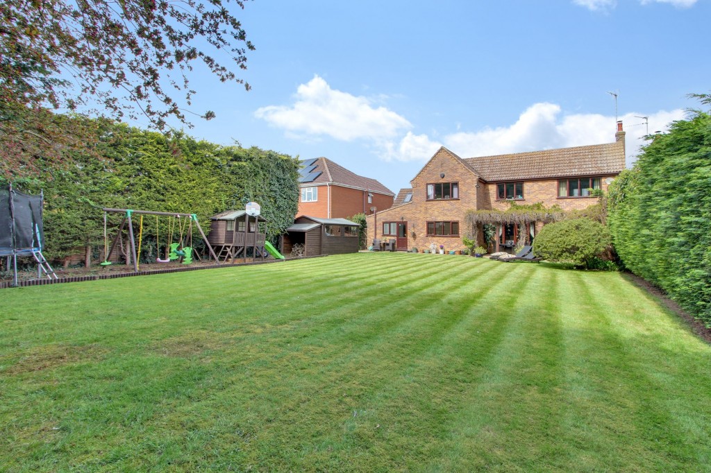 18 Hungate Road, Emneth, PE14