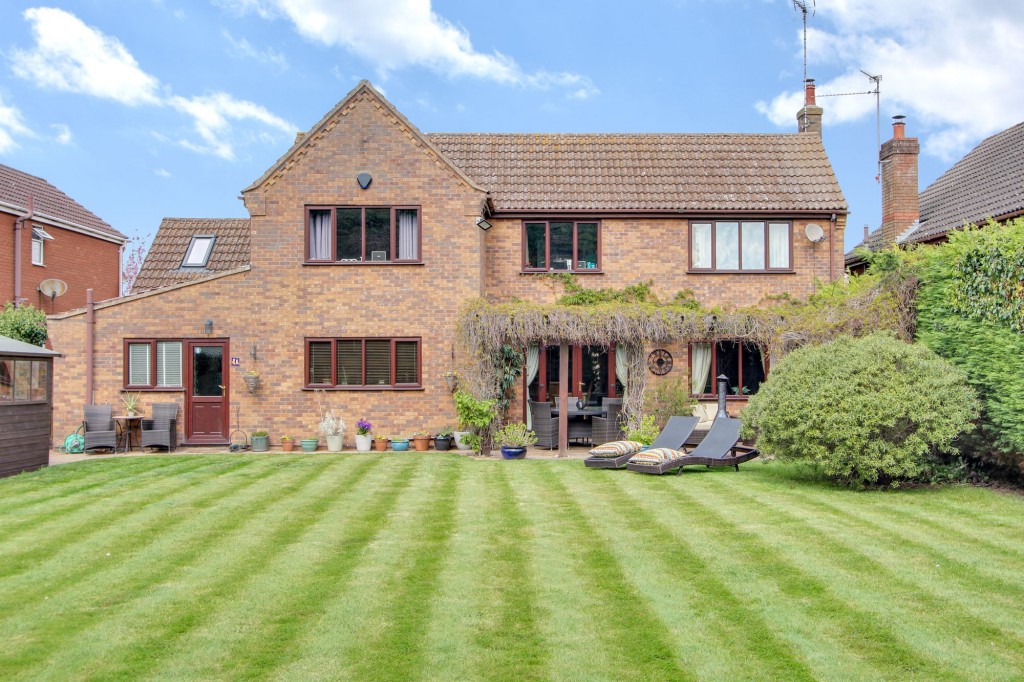 18 Hungate Road, Emneth, PE14