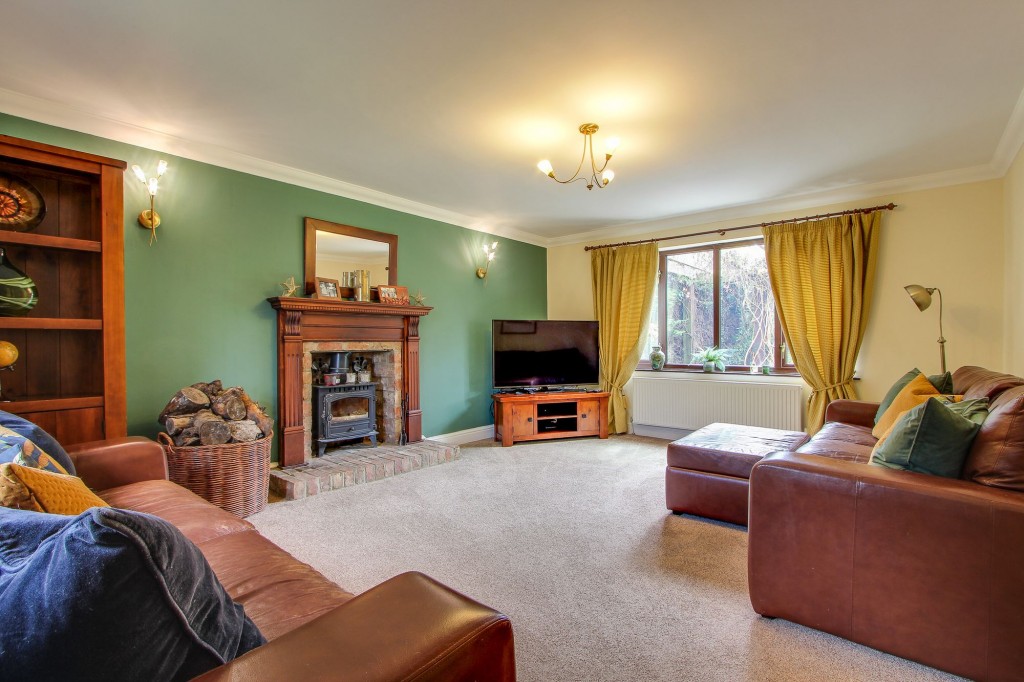 18 Hungate Road, Emneth, PE14