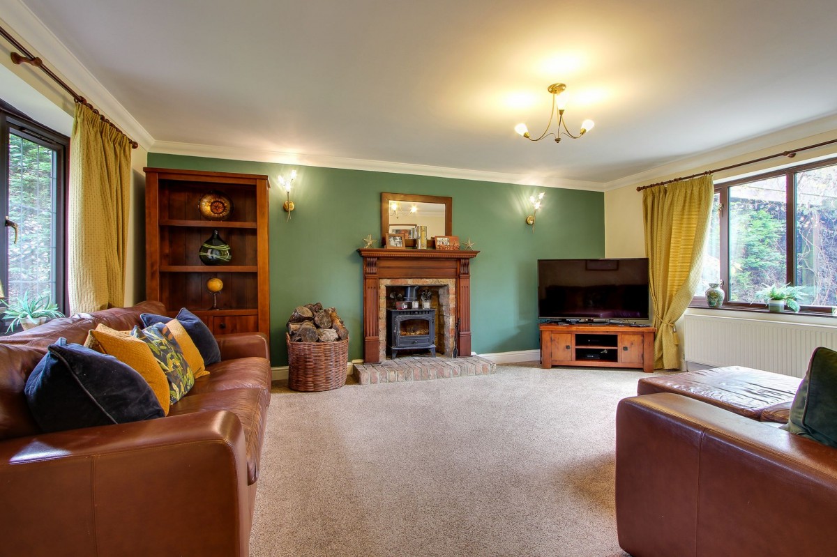 18 Hungate Road, Emneth, PE14