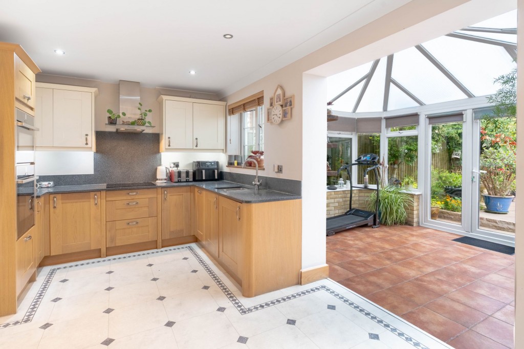 Covent Garden, Willingham, CB24