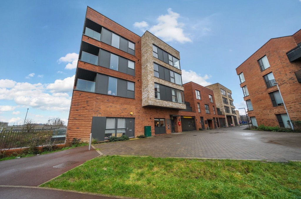 Poulter Walk, Trumpington, CB2